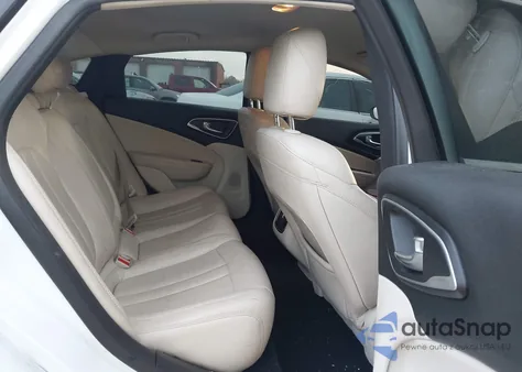 2015 Chrysler 200 C из США, поврежденный, VIN 1C3CCCCB3FN501659